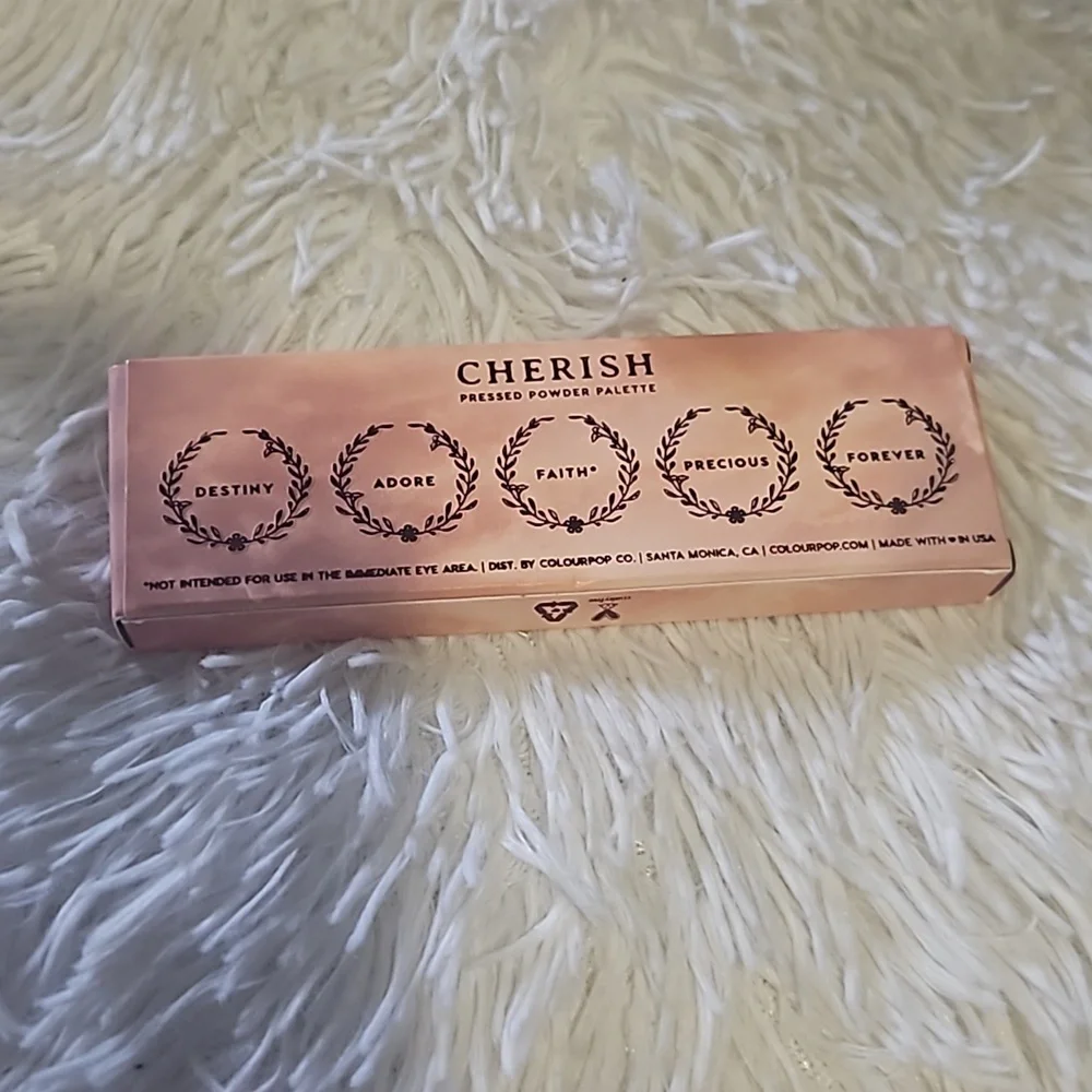 🆕️Colourpop CHERISH Eyeshadow Palette LOVE STRUCK Collection